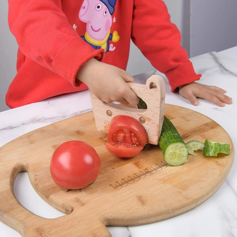 Cortador de frutas e legumes montessori: Faca de madeira para desenvolver a autonomia e confiança das crianças